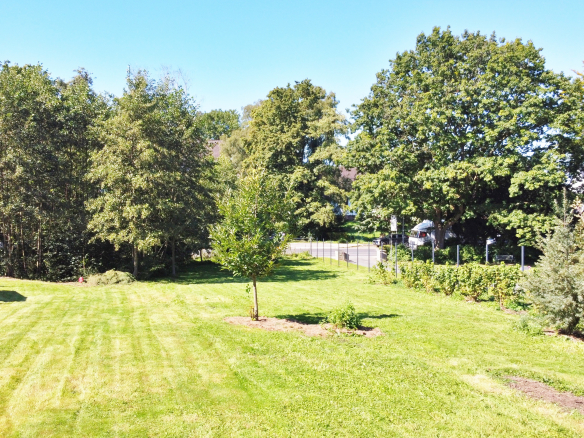 bau-grundstueck- brake - Dieses Objekt wird von DaVision Immobilien vermarktet. Ihr Immobilienpartner für Lemgo, Detmold & Umgebung!