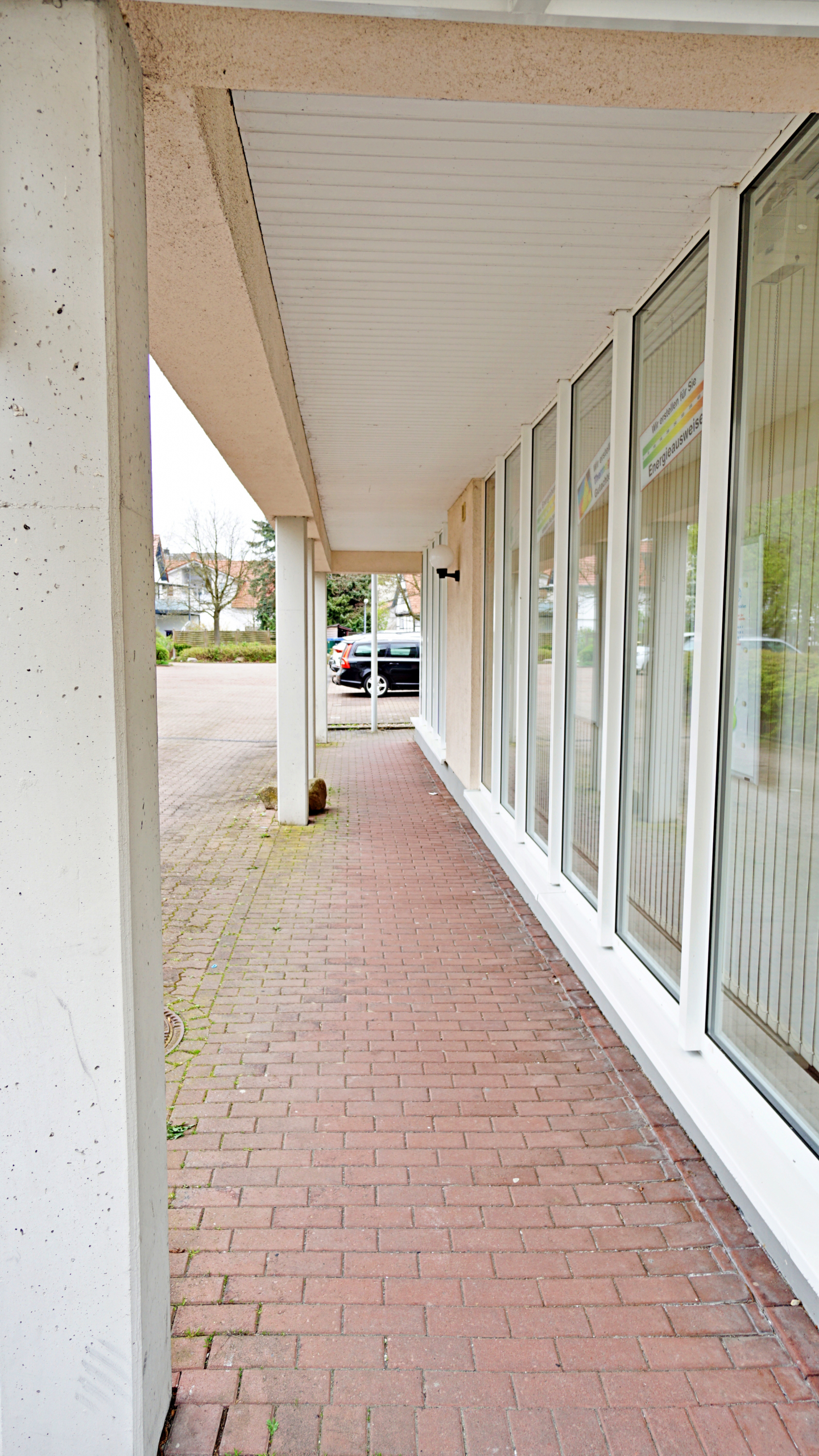 wohn- geschaeftshaus-horn-bad-meinberg - Dieses Objekt wird von DaVision Immobilien vermarktet. Ihr Immobilienpartner für Lemgo, Detmold & Umgebung!